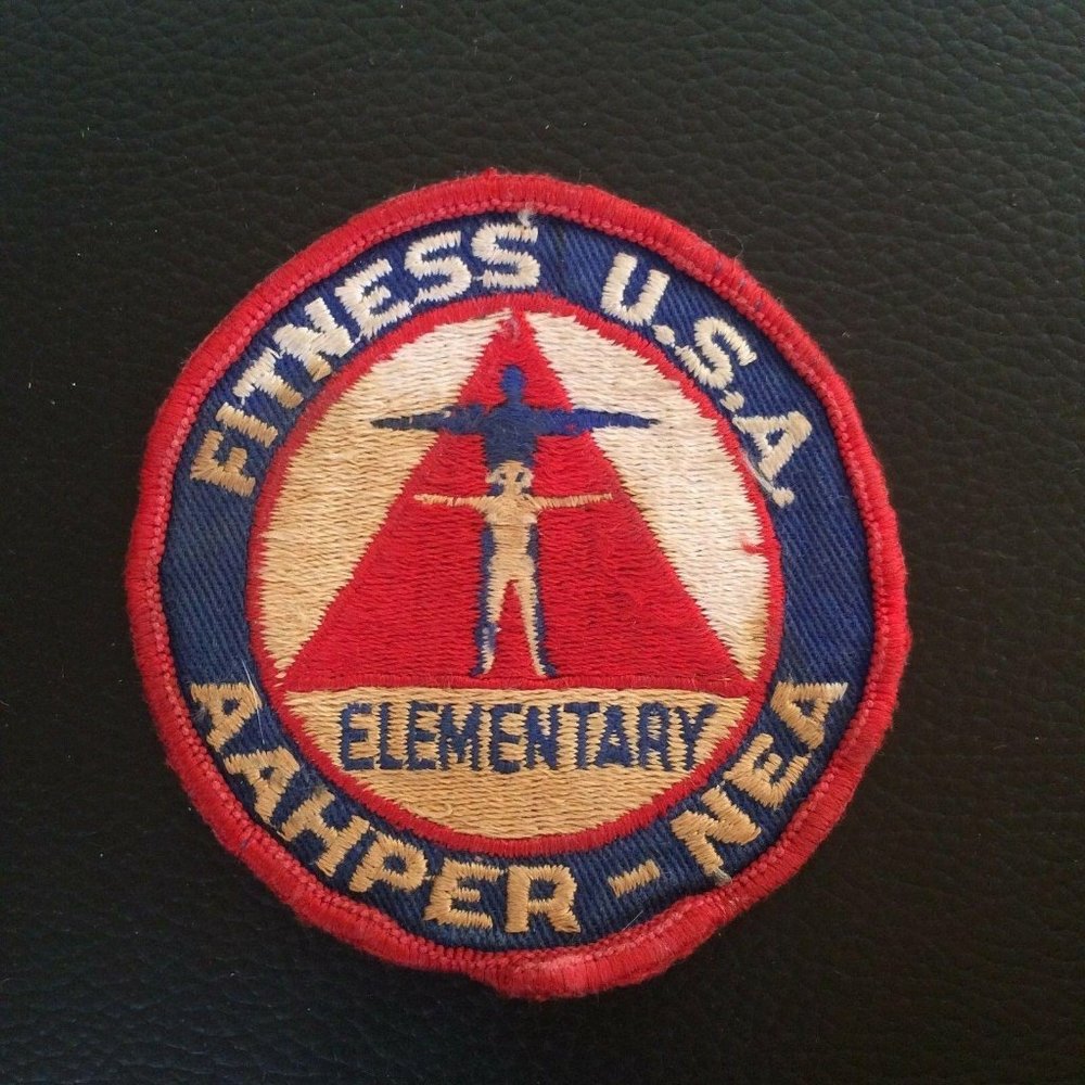VINTAGE PATCH  FITNESS USA NEA ELEMENTARY